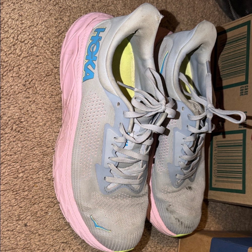 Hoka Women's Light Gray and Pink Road-Running Sneakers